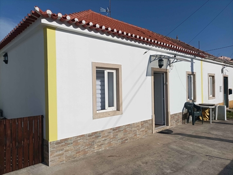 Moradia T2 no Centro de Mafra – Totalmente Equipada e Mobilada